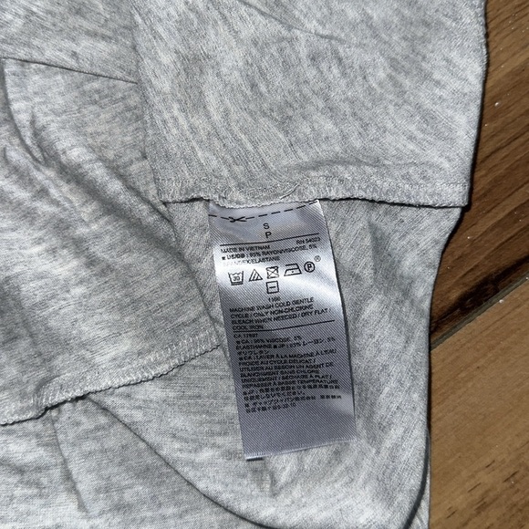 NWT Banana  Republic Tank - Picture 3 of 4